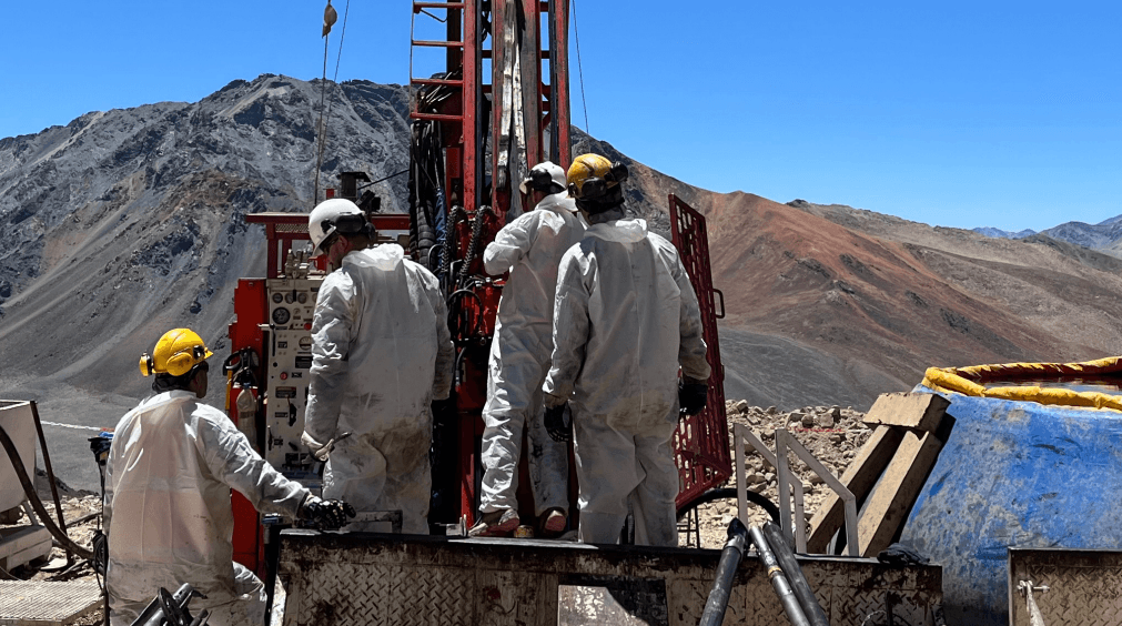 Piuquenes Project: Pampa Metals Delineates High Grade Porphyry Cu-Au Mineralization in Maiden Drill Program 