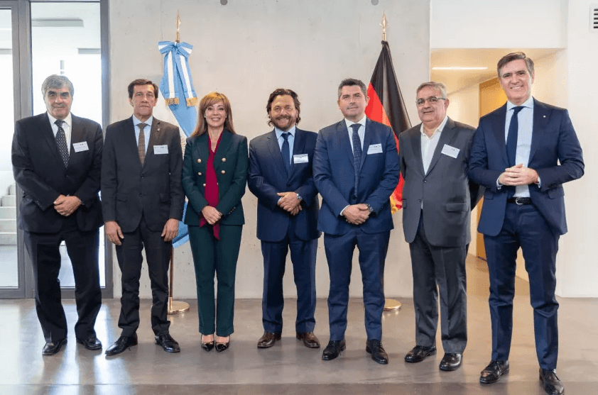 Flavia Royon and Mining Governors presented industry potential in Berlin